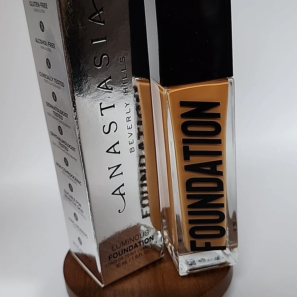 Anastasia Beverly Hills Luminious Foundation - 400N